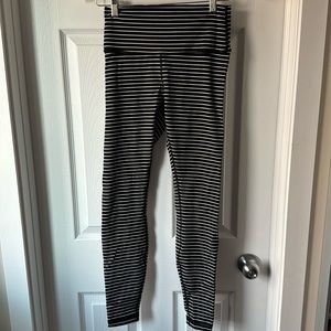 Lululemon striped legging size 8 - length is approx 26” from crotch to bottom